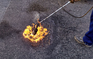 Llynfaes flat roofing repairs